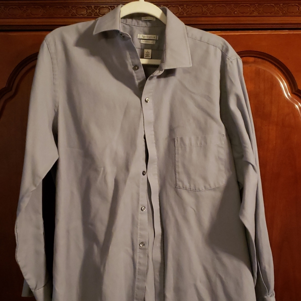 Mens button down Van Heusen